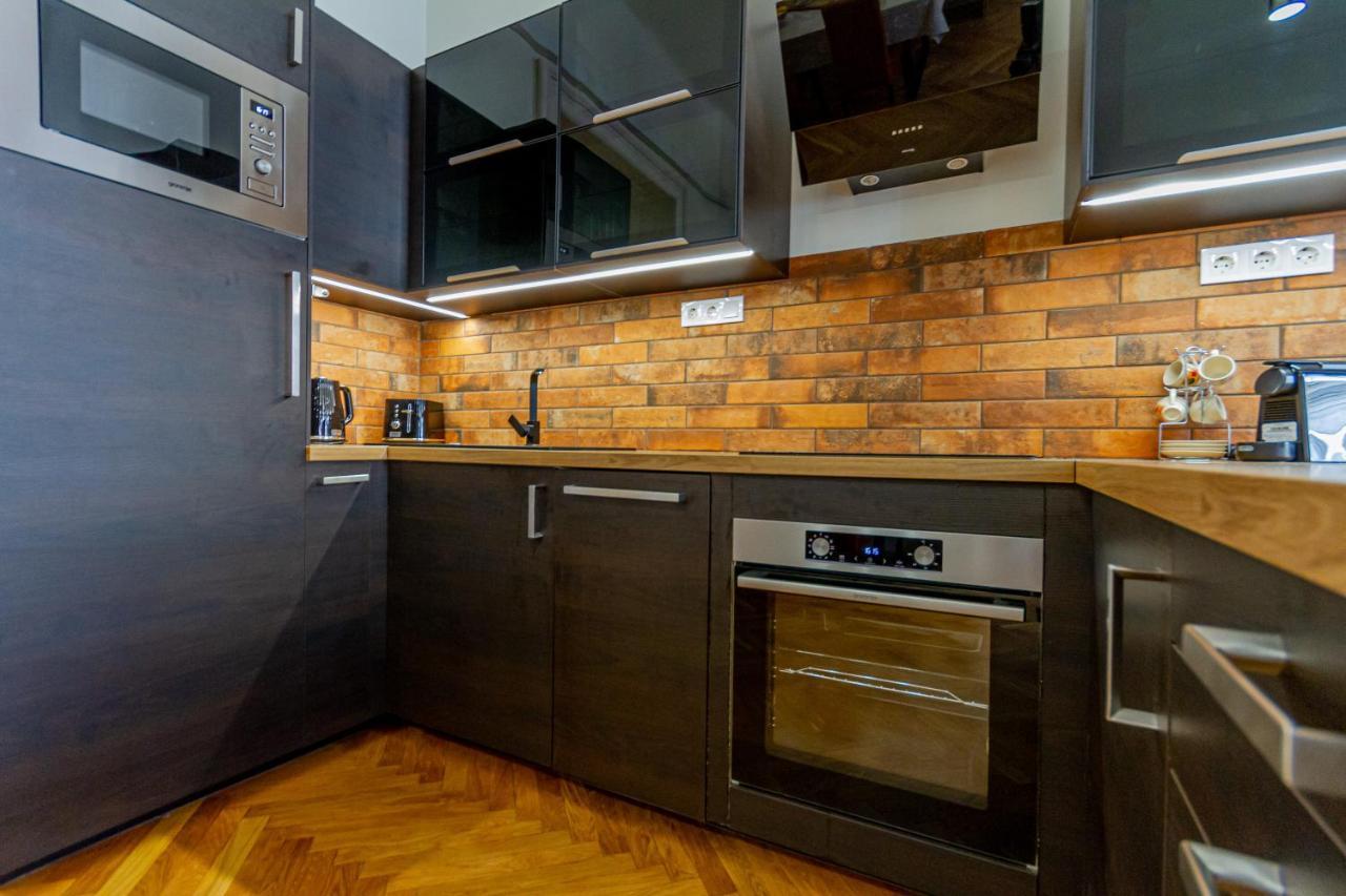 Supercentral Boutique Suite Budapest Bagian luar foto
