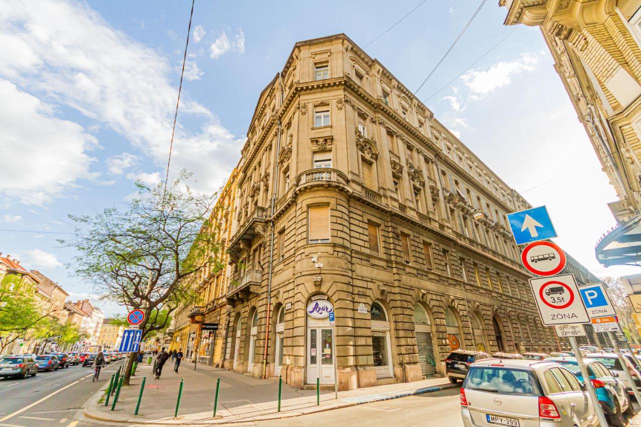 Supercentral Boutique Suite Budapest Bagian luar foto